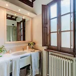 Apartment In Lucca Near Guinigi Tower *