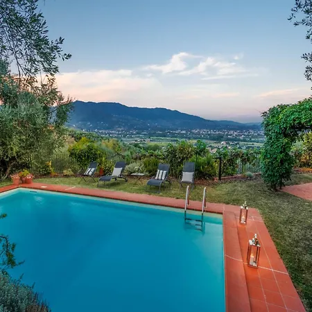 Rustic Elegance In The Heart Of Tuscany