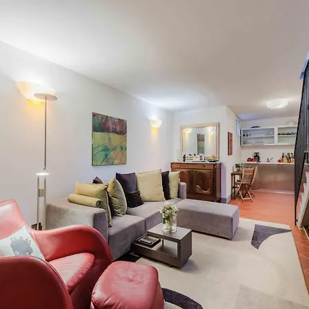 Villa Apartment In Lucca Near Guinigi Tower
