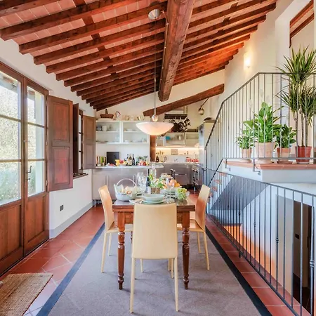 Rustic Elegance In The Heart Of Tuscany