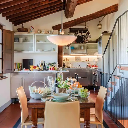 Rustic Elegance In The Heart Of Tuscany *