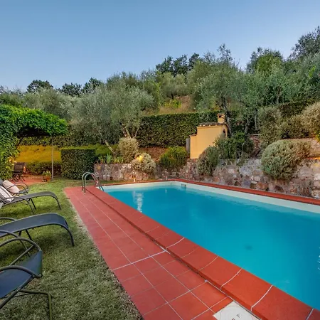 Rustic Elegance In The Heart Of Tuscany 빌라 *